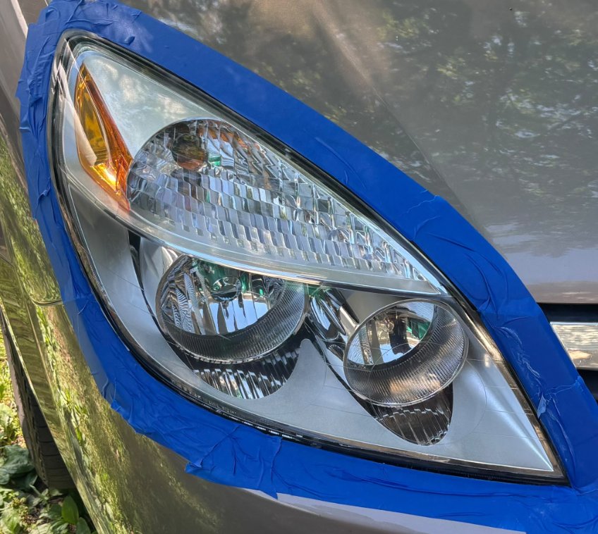 Headlight after restoration, clear and bright